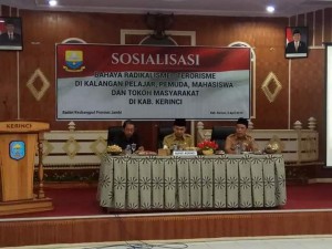Bupati Adirozal Buka Sosialisasi Bahaya Radikalisme dikalangan Pelajar, Mahasiswa dan Tokoh Masyarakat