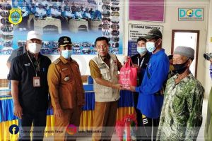 Sekda Tanjabtim Tinjau Vaksin di Kecamatan Berbak
