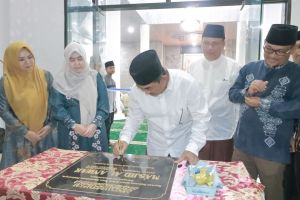 Bupati Tanjab Barat Resmikan Masjid Al-Anwar, Pusat Kegiatan Keagamaan dan Sosial di Komplek Perkantoran