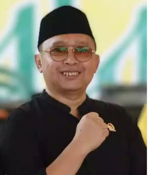 Fraksi Golkar Dorong Perusahaan Salurkan CSR untuk Perbaikan Jalan di Musim Hujan