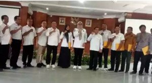 Pemkab Tanjabtim Serahkan SPPT dan DHKP PBB 