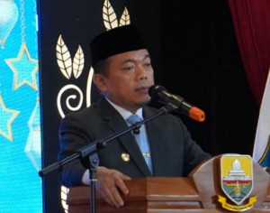 Lantik Pimpinan BAZNAS Periode 2025-2030, Gubernur Al Haris Dorong Pengelolaan Zakat Yang Baik Untuk Kesejahteraan Masyarakat   