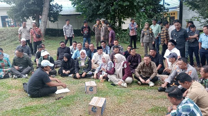 Bupati Tanjabtim Dillah Hick “Kejar Pendemo”