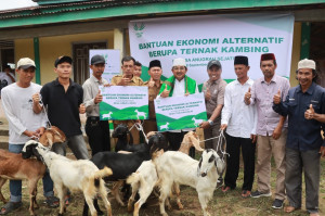 Bupati Anwar Sadat Hadiri Maulid Nabi di Muara Papalik, Tekankan Makna Syiar Islam dalam Kehidupan   