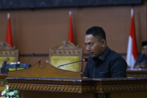 “Angka ‘Kembar’ di LKPJ 2025 Bikin Heran! Fraksi NasDem Pertanyakan Kejanggalan hingga Desak Jawaban Soal Kemiskinan dan Pelabuhan Muara Sabak”